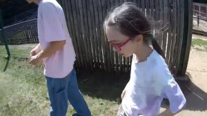 Влог: поездка в д. Домжерицы "Лесной зоопарк", катание на лодке на озере