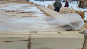 Дер Крюково. Сборка дома из профилированного бруса. Идет сборка нижних венцов_1