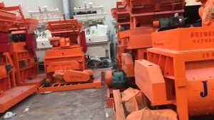 Бетоносмеситель JS 750