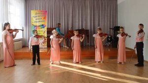 «Образцовый самодеятельный коллектив» Детский ансамбль скрипачей «Искринка» Младший состав