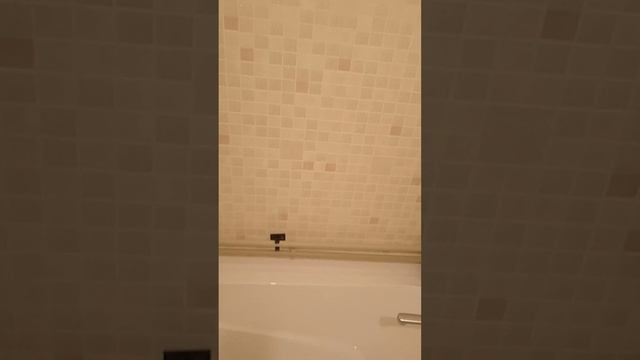 ванная комната подходит к завершению. Делали ремонт полностью сами. Мы не профессионалы смотреть онлайн