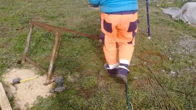 Как быстро и просто связать арматуру для оконных перемычек спомощью подручных средств