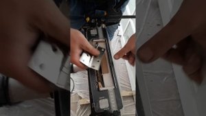 Врезка петель.