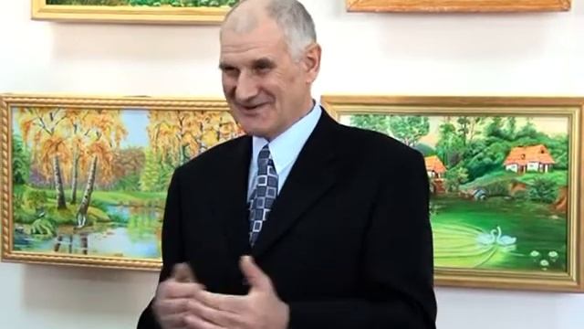 У музеї відкрито виставку художника-аматора смотреть онлайн