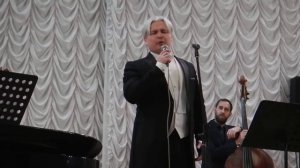 "Капризная, упрямая". Поет Сергей Зыков.