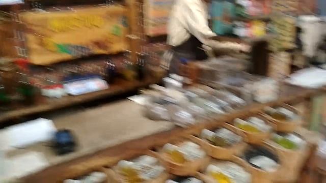 Красивая точка маслодела на Центральном рынке Воронежа