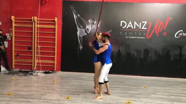 Aerial Straps Circofilia смотреть онлайн