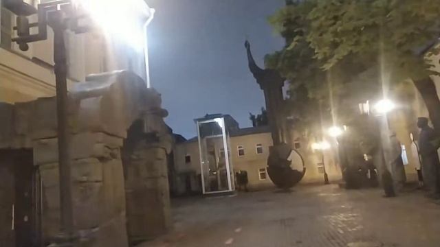 Просто вечерняя прогулка по центру Москвы. смотреть онлайн