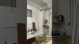 Как снять зеркало с двери