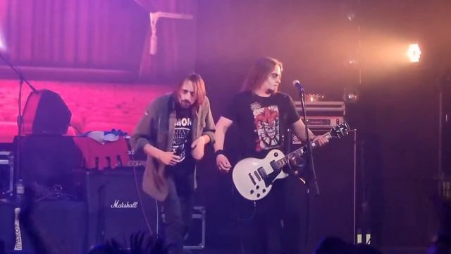 Фрагменты выступления кавер-бэнда "Тайна театра" (КиШ). Свобода 2022.01.08 смотреть онлайн