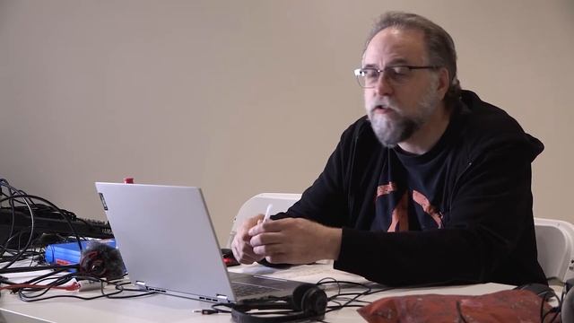 Robot Opera project: Interview with Mike Oddhayward смотреть онлайн