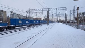 Электровозы ВЛ10У-366 и ВЛ10У-641 с грузовым поездом