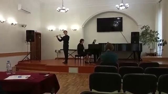 Белозеров Лука. А. Вивальди. Соната. 12 части. В.Цыбин. Ноктюрн