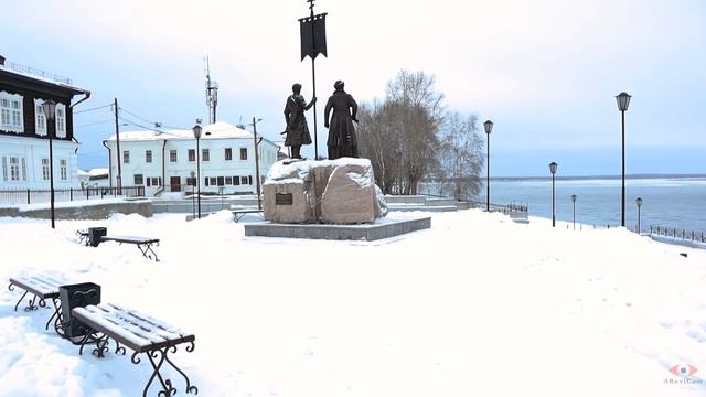 Сибирь Енисейск Енисей набережная устье Ангары красивый город