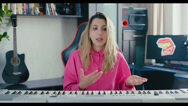 онлайн или офлайн занятия по вокалу \ Rock Star Voice смотреть онлайн