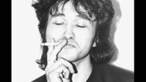 Виктор Цой-Закрой за мной дверь,я ухожу(ютуб видео не моё)