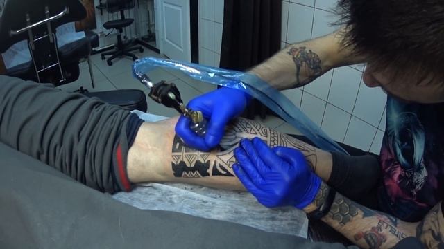 Тату Полинезия на икре! TVK Tattoo Club г. Юрга