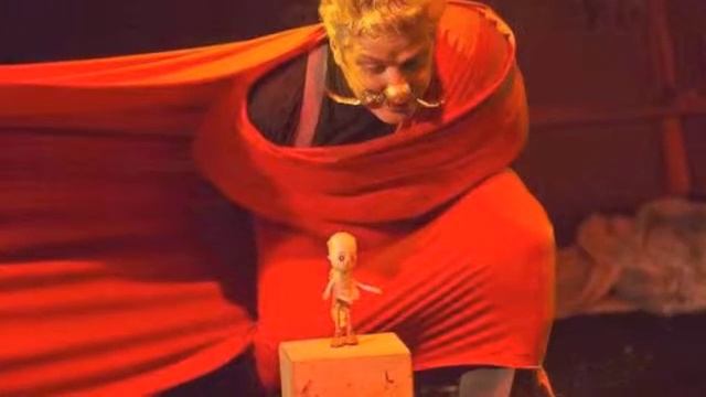 Маленький принц на сцене театра смотреть онлайн