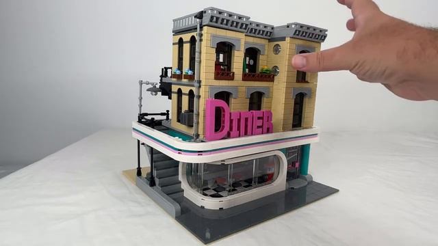 Lego Downtown Diner 10260 Remodel - Easy changes смотреть онлайн