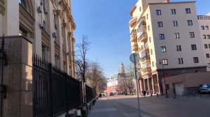 Прогулка по улицам Москвы