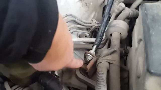 Стабилизатор двигателя из шпильки. Плохо включаются передачи, стали хуже включаться передачи.решени смотреть онлайн