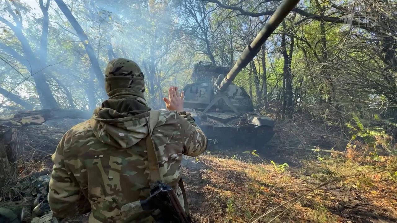 В Запорожской области на Ореховском направлении бьет врага самоходная артиллерия