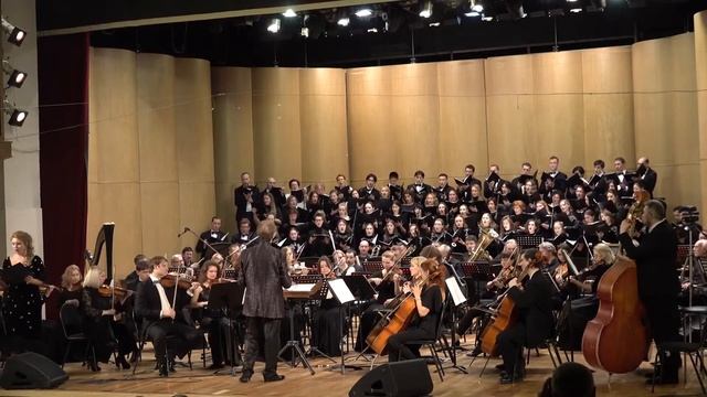 Long And Winding Road. Камерный хор МГК и Московский международный хор. смотреть онлайн