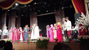 Сегодня в Сургутском государственном университете работает Лезгинский драматический театр.  !