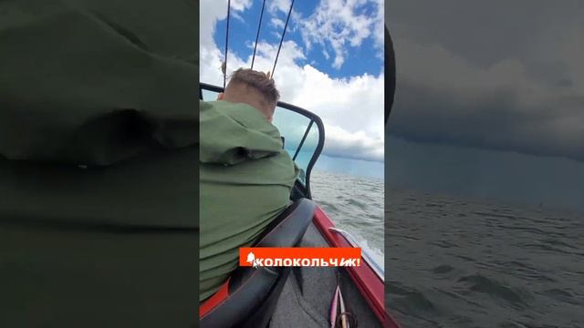 Проверка лодки Vobler Team на рыбалке