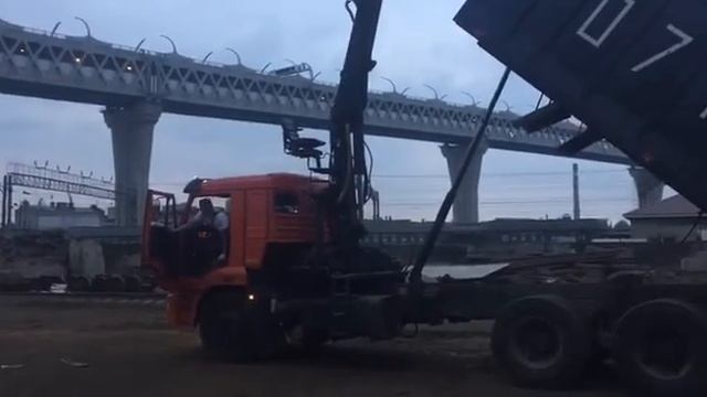 ЛОМТРАНАС: Прием металлолома.