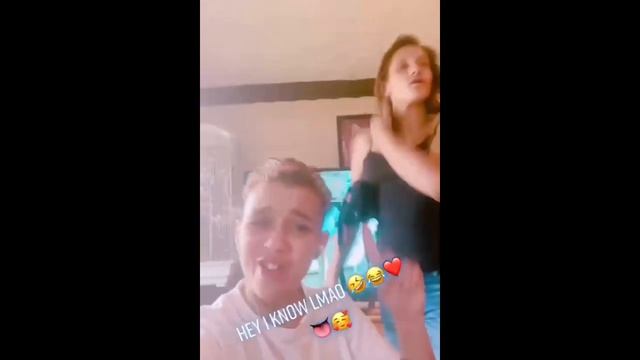 You’re A Jerk смотреть онлайн