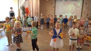 Что такое осень? / А Чугайкина / исполняют дети старшей группы