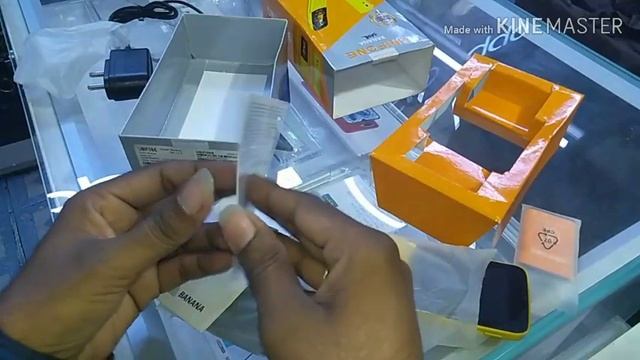 Nokia 81104g unboxing the dumb  phone Banana