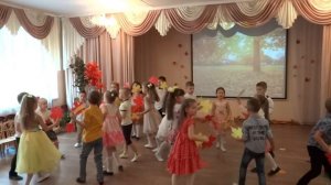 Золотая осень (танец с листьями или вход на праздник)