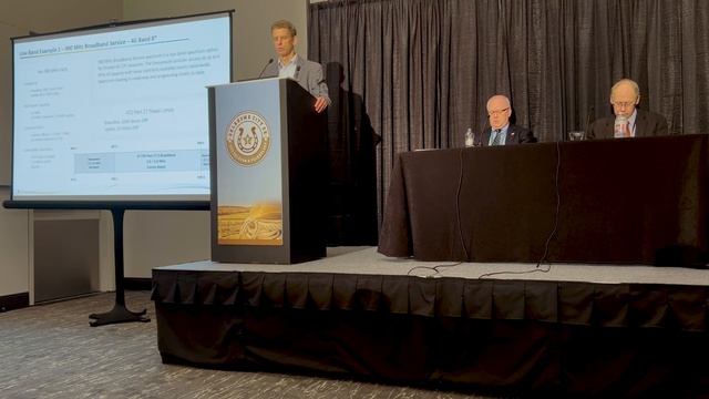 UTC TT 2022: Dual Frequency Private 4G and 5G Networks  Select Spectrum