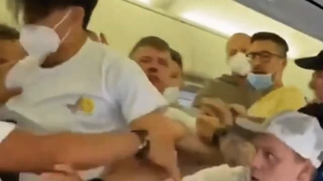 Шмонать можно всех! Поправки в закон «О полиции»#полицейскийбеспредел#законополиции