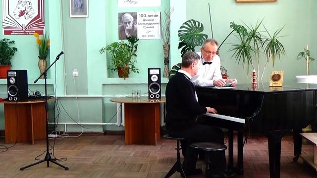 г.Шахты Концерт солистов Хора ветеранов шахтинской филармонии "Журчат ручьи" смотреть онлайн