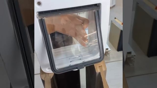 Окошко для животных, которое мы устанавливаем в межкомнатные двери смотреть онлайн