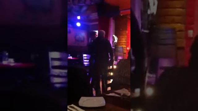 Оперные певцы на Брайтон Бич смотреть онлайн