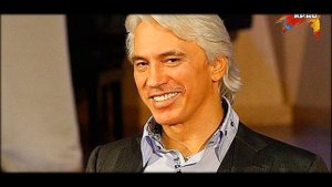 Анна Нетребко объявила об отмене концертов из-за болезни