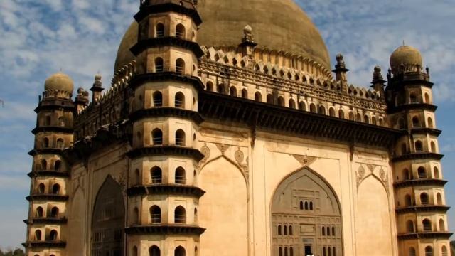 Экскурсия Паттадакал, Бадами и Айхоле (Excursion Pattadakal, Badami, Aihole) смотреть онлайн