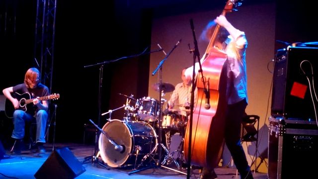 Волков трио, Санкт-Петербург, Эрарта, 12.01.2014 смотреть онлайн