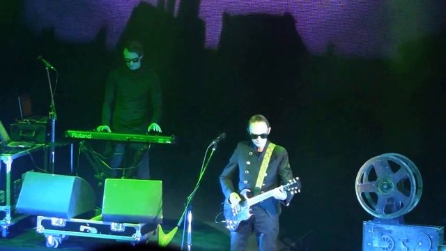 Пикник-Интро+Пикник+Кукла с человеческим лицом (Известия Hall 28.02.2015) смотреть онлайн