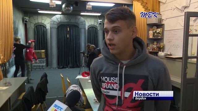 10 летие празднует бердский театр «В главных ролях» #VGRberdsk #ВГРбердск #театрВГлавныхРолях смотреть онлайн