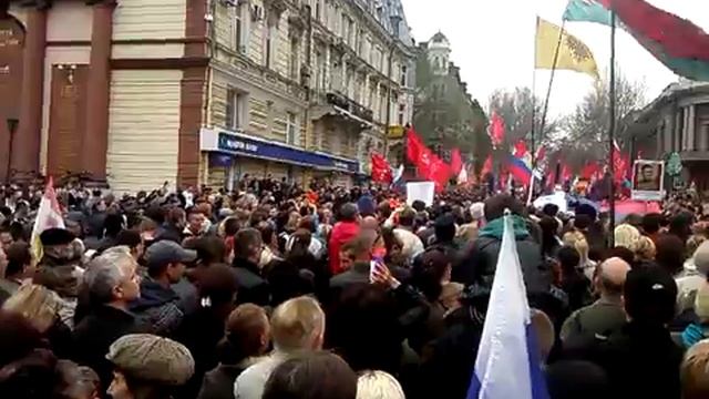 День Освобождения Одессы 10 апреля 2014, Марш от Оперного театра к Куликовому полю смотреть онлайн