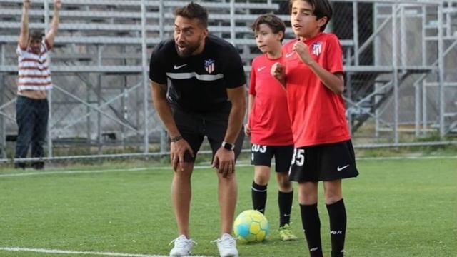 Spot Radio ( Ula ) смотреть онлайн