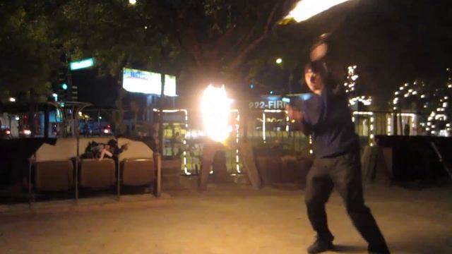 Freestyle Fire Spinning смотреть онлайн