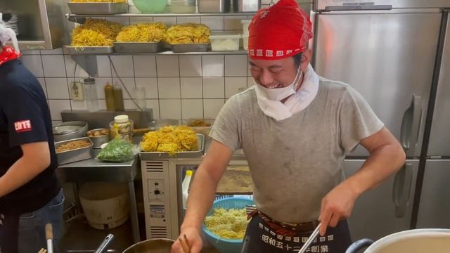 Many customers complained about the taste..but 【Nagasaki Udon 皿うどん】Japanese street food.