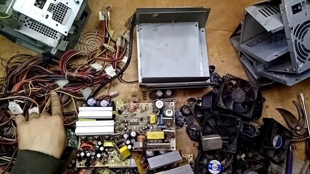 Разбор блоков питания, выгодно ли!! смотреть онлайн