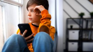 Непростые связи - как в Югре через интернет вербуют подростков